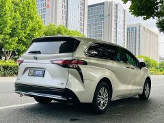 Toyota Sienna 2021 2.5L Hybrid Premium Edition - ფოტო 7