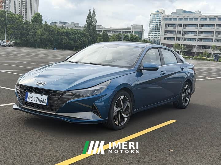 Hyundai Elantra 240TGDi DCT LUX Luxury Edition