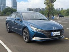 Hyundai Elantra 240TGDi DCT LUX Luxury Edition - ფოტო 3