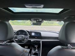 Hyundai Elantra 240TGDi DCT LUX Luxury Edition - ფოტო 9