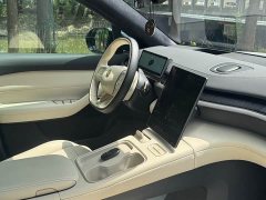 NIO ES6 75kWh - ფოტო 16