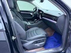 Volkswagen Touareg 3.0TSI Sharp Enjoyment Edition Jet Black Sport Package - ფოტო 10