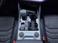 Volkswagen Touareg 3.0TSI Sharp Enjoyment Edition Jet Black Sport Package - ფოტო 12