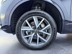 Volkswagen Touareg 3.0TSI Sharp Enjoyment Edition Jet Black Sport Package - ფოტო 15