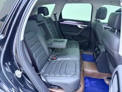Volkswagen Touareg 3.0TSI Sharp Enjoyment Edition Jet Black Sport Package - ფოტო 9