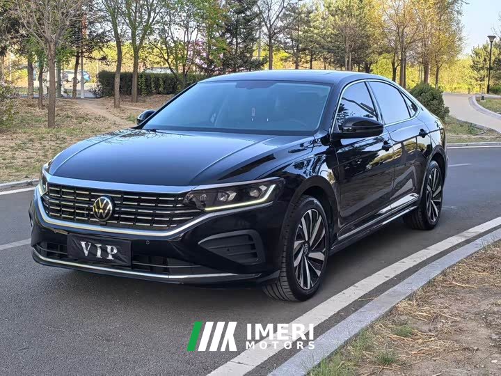 Volkswagen Passat 330TSI Elite - ავტომობილი ჩინეთიდან