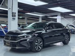Volkswagen Passat 380TSI Luxury - ფოტო 1