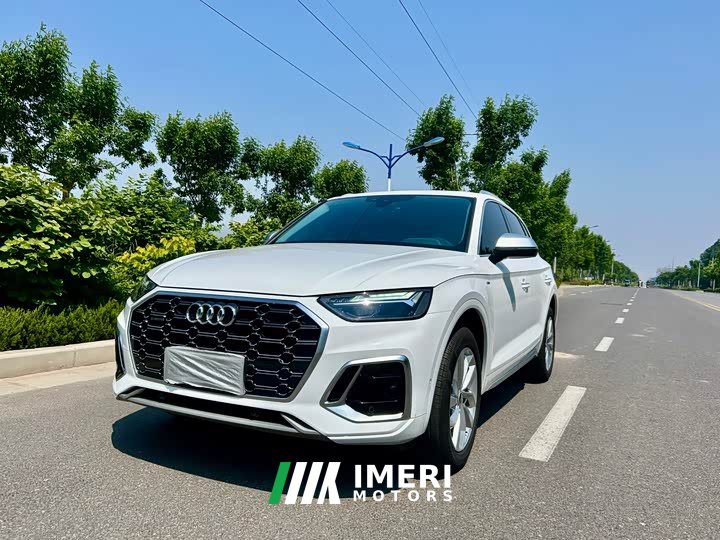 Audi Q5L 40 TFSI Luxury Dynamic - ავტომობილი ჩინეთიდან