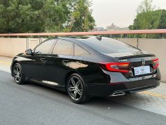 Honda Accord 260TURBO Phantom Night Premium Edition - ფოტო 13