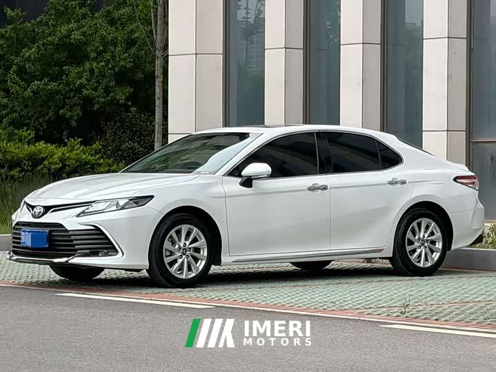 Toyota Camry 2.0G Luxury Edition