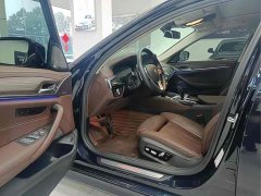 BMW 5 Series 530Li Premier M Sport Package - ფოტო 6