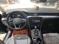 Volkswagen Magotan 2 Million Units Commemorative Edition 330TSI DSG Leading Version - ფოტო 9