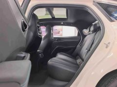 BYD Dolphin 06 DM-i Smart Drive 120KM Premium Edition - ფოტო 6