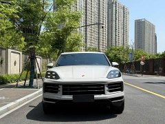 Porsche 2024 Cayenne 3.0T - ფოტო 2