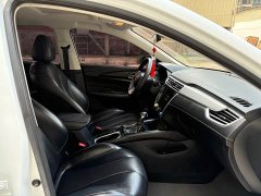 SAIC MG i5 2020 1.5L Automatic 4G Connected Flagship Edition - ფოტო 14