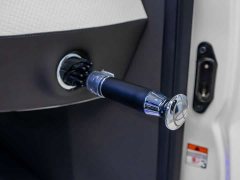 Toyota HIACE 3.5L Semi-Partition - ფოტო 19