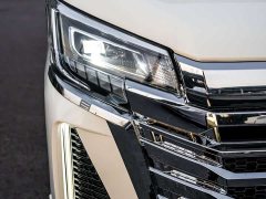 Toyota HIACE 3.5L Semi-Partition - ფოტო 5