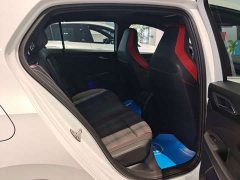 Volkswagen Golf GTI 2023 380TSI DSG GTI - ფოტო 9