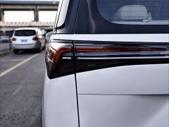 Buick GL8 Land Executive Cabin Advance Edition - ფოტო 6