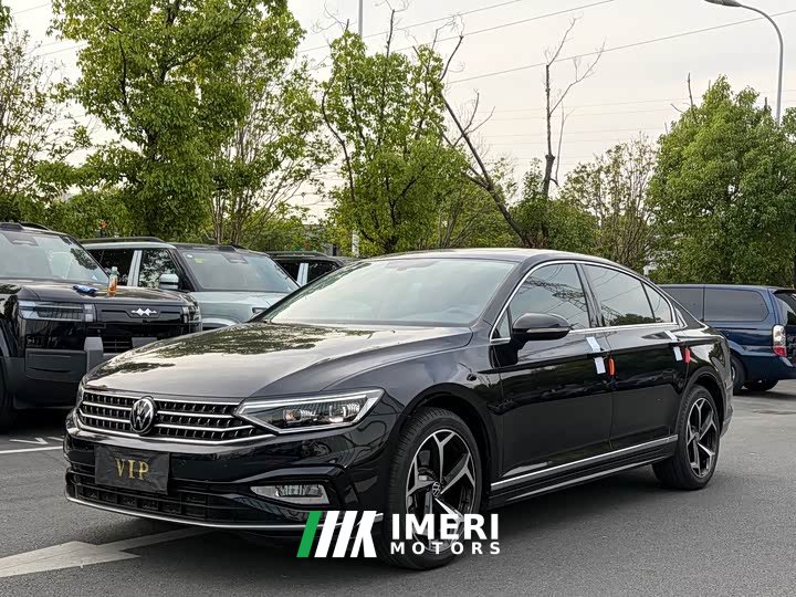 Volkswagen Magotan 2 Million Units Commemorative Edition 330TSI DSG Leading Version - ავტომობილი ჩინეთიდან