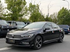 Volkswagen Magotan 2 Million Units Commemorative Edition 330TSI DSG Leading Version - ფოტო 1