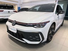 Volkswagen Golf GTI 380TSI DSG GTI - ფოტო 1