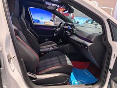 Volkswagen Golf GTI 380TSI DSG GTI - ფოტო 8