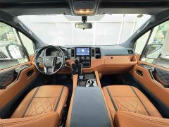 Toyota HIACE 3.5L Automatic - ფოტო 10