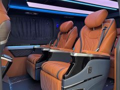 Toyota HIACE 3.5L Automatic - ფოტო 4