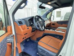 Toyota HIACE 3.5L Automatic - ფოტო 9