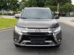 Mitsubishi Outlander 2020 2.0L FWD Comfort 7-Seater - ფოტო 2