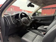 Mitsubishi Outlander 2020 2.0L FWD Comfort 7-Seater - ფოტო 7