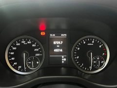 Mercedes-Benz Vito 2021 2.0T Elite 7-Seater - ფოტო 14