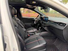 Ford Focus 2022 Hatchback EcoBoost 180 Automatic ST Line - ფოტო 17