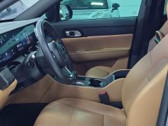 Li Auto ONE Extended Range 6-Seater - ფოტო 9