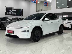 Tesla Model Y Rear-Wheel Drive - ფოტო 1