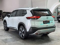 Nissan Qashqai e-POWER Hybrid Dual Motor AWD Premium Edition - ფოტო 4