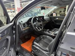 Audi Q5L 40T Luxury Dynamic - ფოტო 14