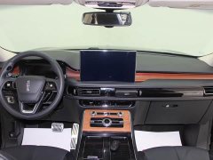 Lincoln Aviator 3.0T V6 AWD Luxury Cruise Edition 6-Seater - ფოტო 13