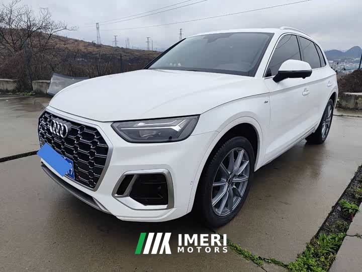 Audi Q5L Facelift 45T Luxury Sport