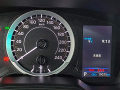 Toyota Corolla 1.8L CVT Luxury - ფოტო 9