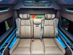 Toyota HIACE 3.5L Automatic - ფოტო 16