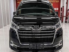 Toyota HIACE 3.5L Automatic - ფოტო 2