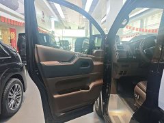 Toyota HIACE 3.5L Automatic - ფოტო 8