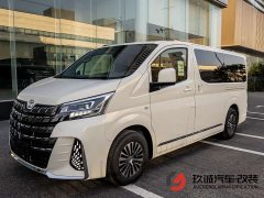 Toyota HIACE 3.5L Automatic - ფოტო 1