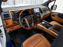 Toyota HIACE 3.5L Automatic - ფოტო 12