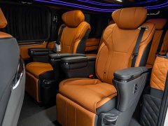 Toyota HIACE 3.5L Automatic - ფოტო 14