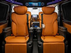 Toyota HIACE 3.5L Automatic - ფოტო 17