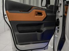 Toyota HIACE 3.5L Automatic - ფოტო 8