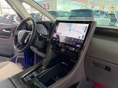 Toyota Vellfire Crown Hybrid 2.5L Premium Edition - ფოტო 13